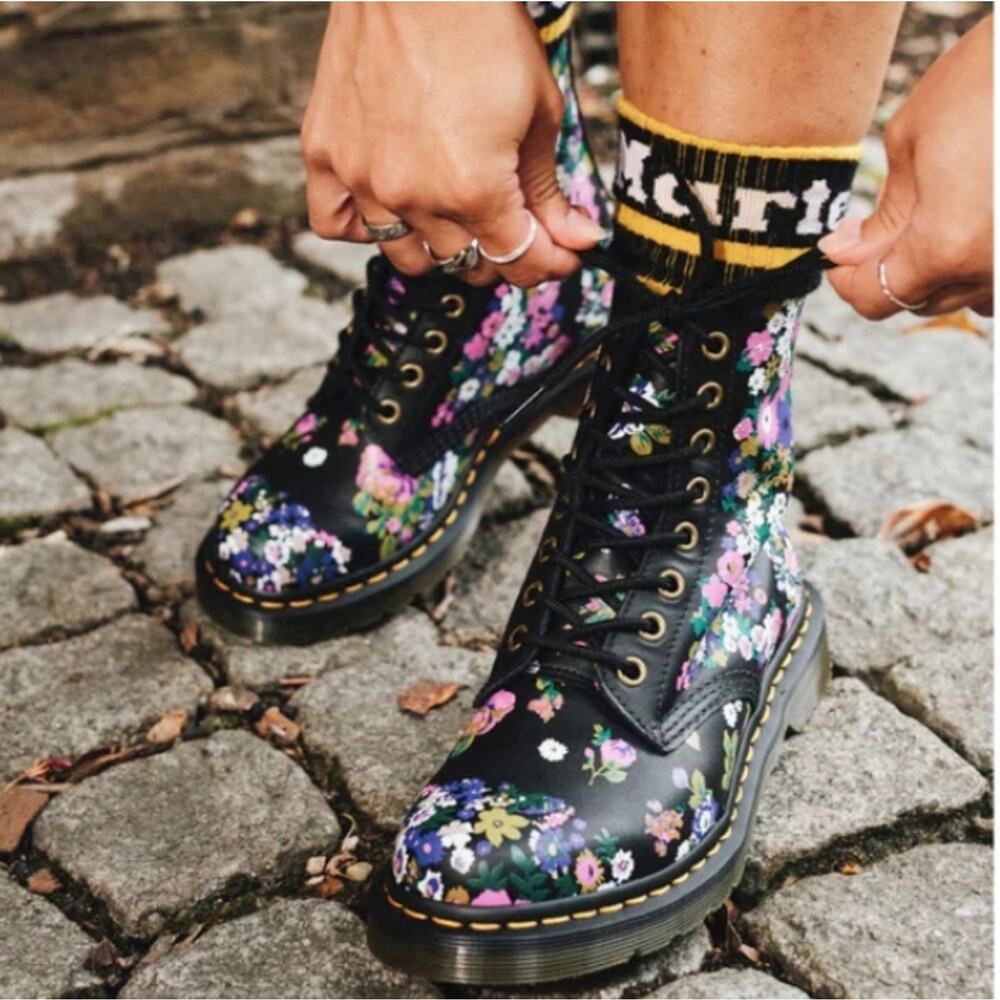 DR MARTENS 1460 PASCAL BOOTS UK 5 EU 38 US 7‎ VINTAGE FLORAL DOCS New! - Picture 16 of 16